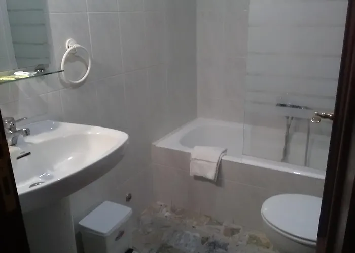 Vandrarhem Restaurante El Cazador Nuévalos